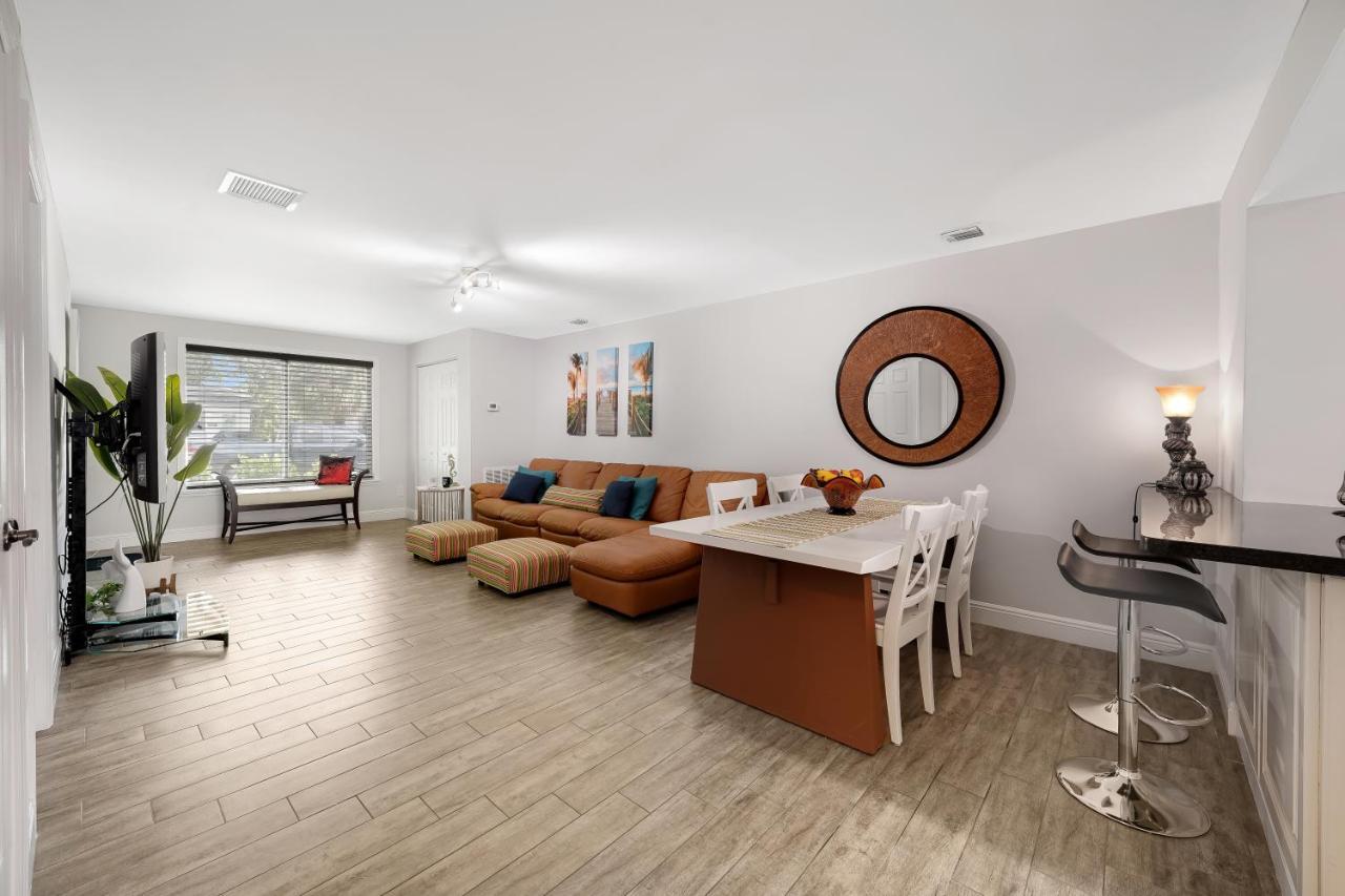 Dania Waterfront,near Hollywood & Fll Ferienhaus